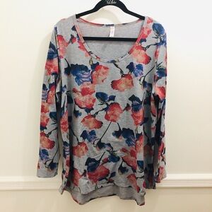 Lularoe Lynnae Shirt Floral Gray Pink Blue 3XL